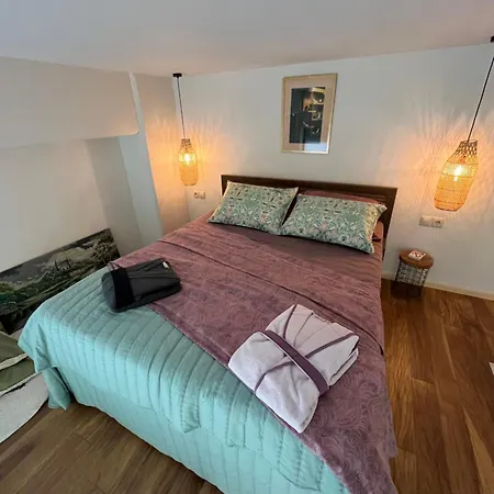 דירה Modern Tiny Loft In Mantouki *