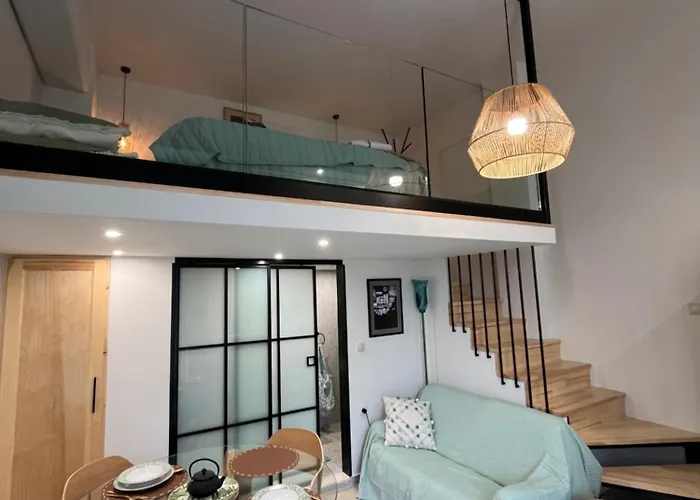 Modern Tiny Loft In Mantouki *